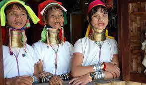 Thai women long necks 